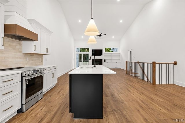 2A Free Fall Lane, Onondaga, NY 13215