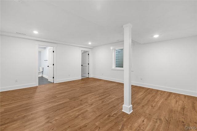 2A Free Fall Lane, Onondaga, NY 13215