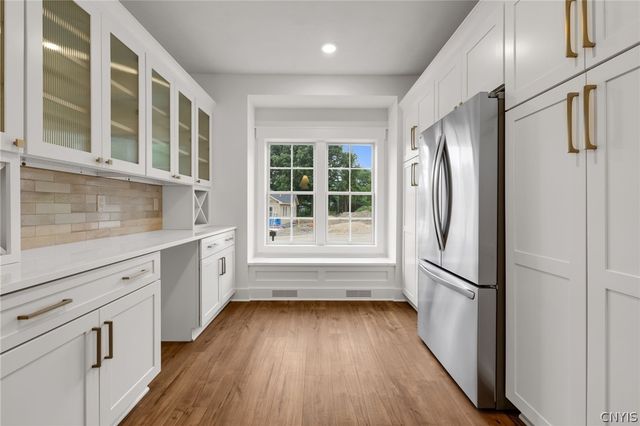 2A Free Fall Lane, Onondaga, NY 13215