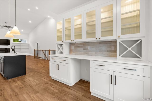 2A Free Fall Lane, Onondaga, NY 13215