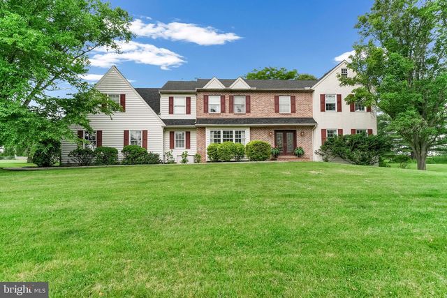 114 ASPEN DR, Downingtown, PA 19335