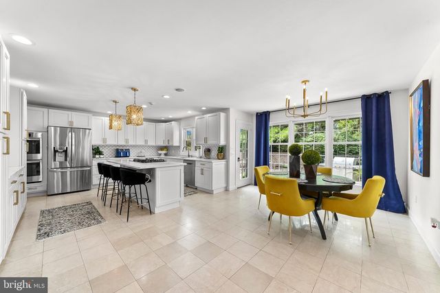114 ASPEN DR, Downingtown, PA 19335