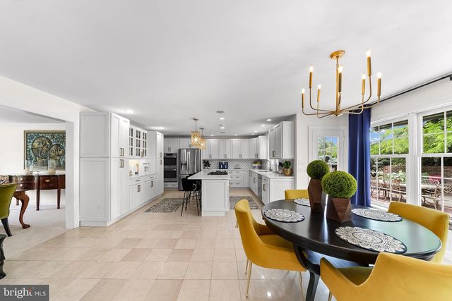 114 ASPEN DR, Downingtown, PA 19335