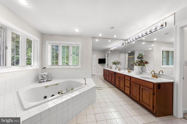 114 ASPEN DR, Downingtown, PA 19335
