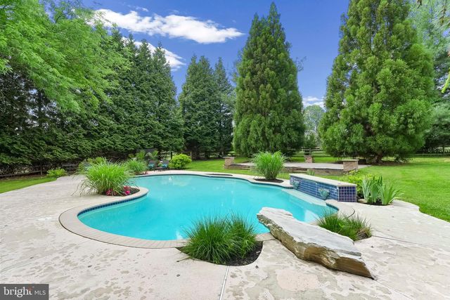 114 ASPEN DR, Downingtown, PA 19335