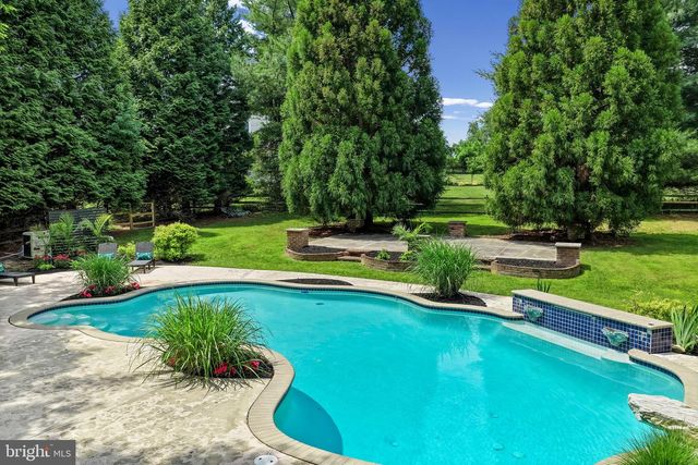 114 ASPEN DR, Downingtown, PA 19335