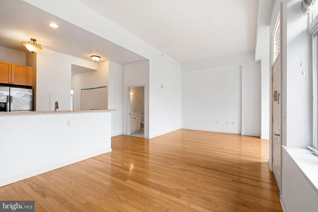 1900 HAMILTON ST #D12, Philadelphia, PA 19130 — photo 5