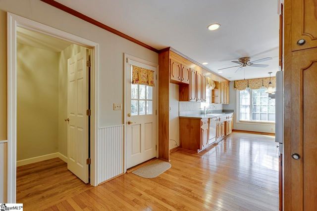 10 Guyton Street, Greenville, SC 29615