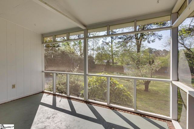 10 Guyton Street, Greenville, SC 29615