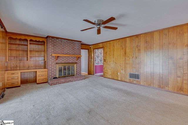 10 Guyton Street, Greenville, SC 29615