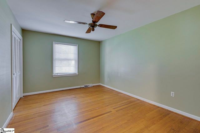 10 Guyton Street, Greenville, SC 29615