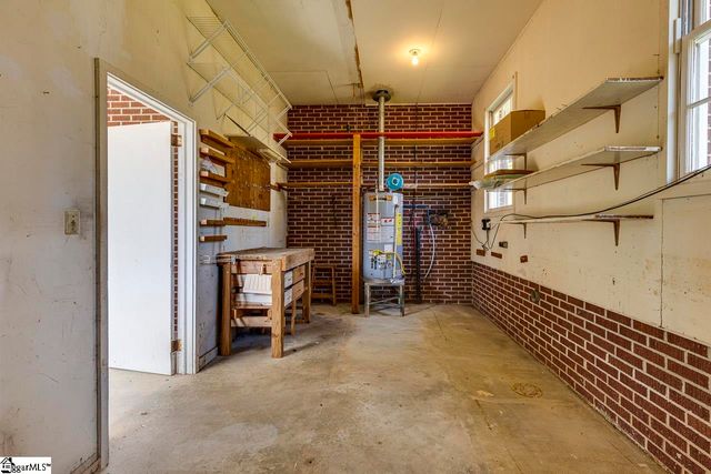 10 Guyton Street, Greenville, SC 29615