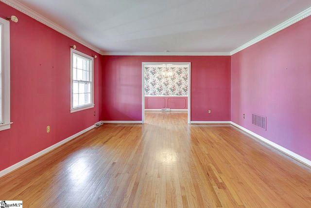 10 Guyton Street, Greenville, SC 29615