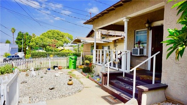 448 S Evergreen, East Los Angeles, CA 90033
