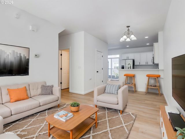 7817 Sw BROOKLINE Ln, Portland, OR 97224
