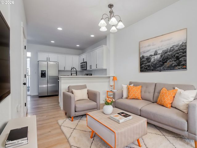 7817 Sw BROOKLINE Ln, Portland, OR 97224