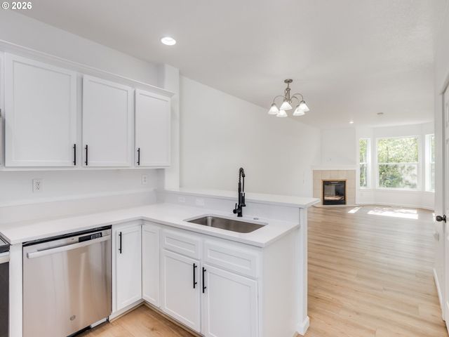 7817 Sw BROOKLINE Ln, Portland, OR 97224