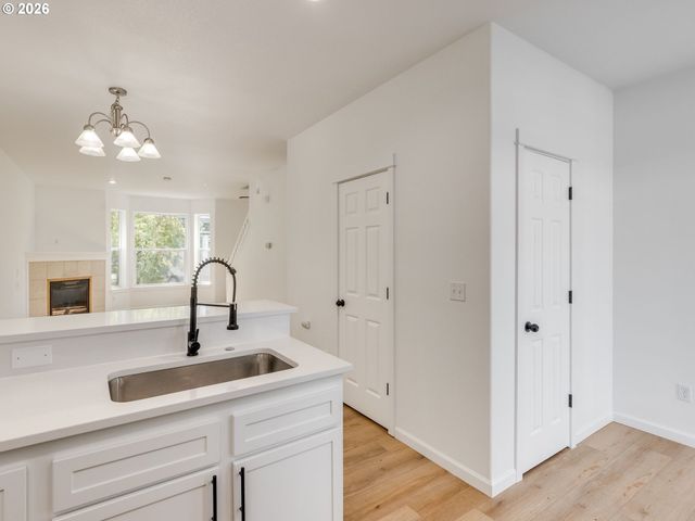 7817 Sw BROOKLINE Ln, Portland, OR 97224