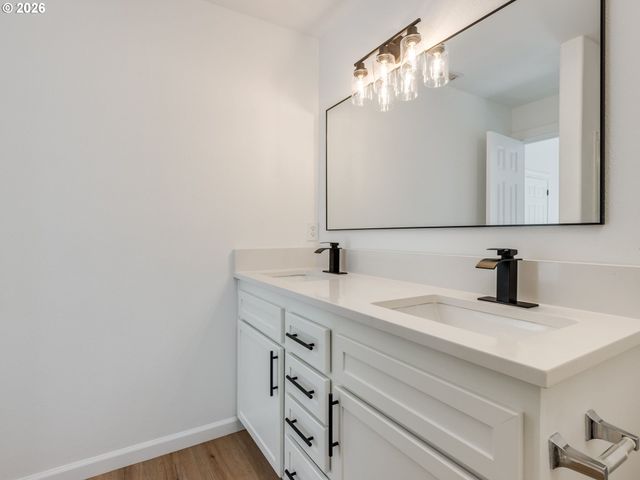 7817 Sw BROOKLINE Ln, Portland, OR 97224