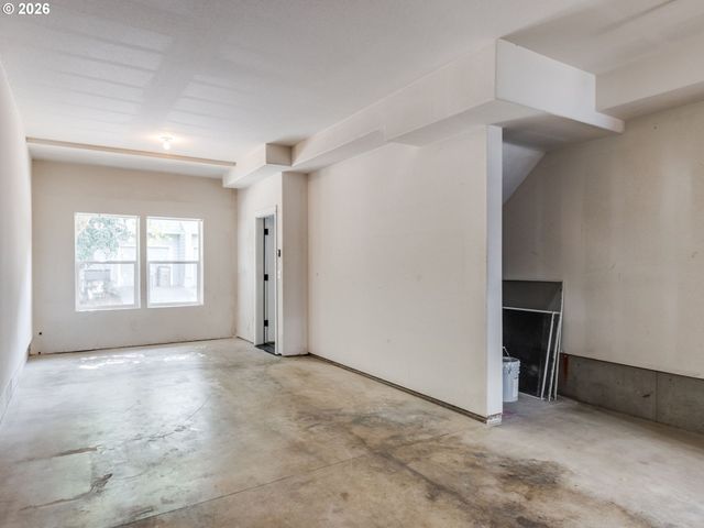 7817 Sw BROOKLINE Ln, Portland, OR 97224