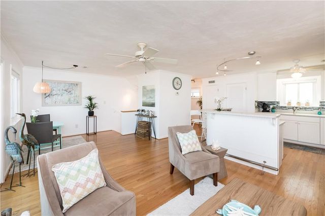 910 E Ocean View Ave Apt 27, Norfolk, VA 23503