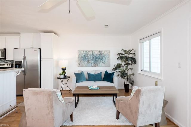 910 E Ocean View Ave Apt 27, Norfolk, VA 23503