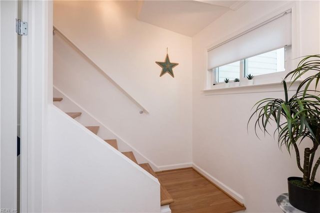 910 E Ocean View Ave Apt 27, Norfolk, VA 23503