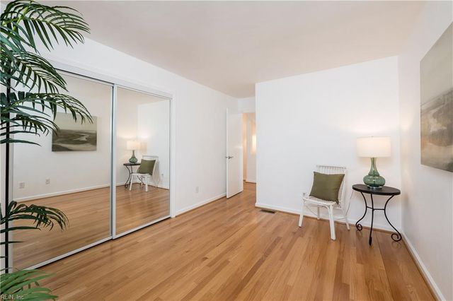 910 E Ocean View Ave Apt 27, Norfolk, VA 23503