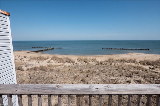 910 E Ocean View Ave Apt 27, Norfolk, VA 23503