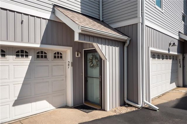 910 E Ocean View Ave Apt 27, Norfolk, VA 23503