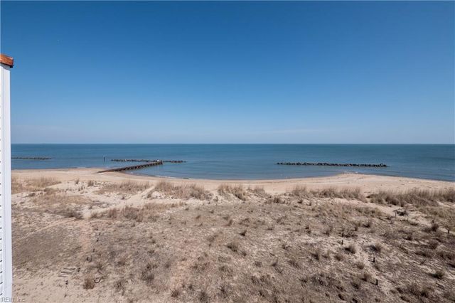 910 E Ocean View Ave Apt 27, Norfolk, VA 23503