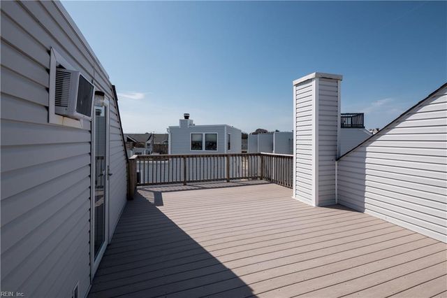 910 E Ocean View Ave Apt 27, Norfolk, VA 23503