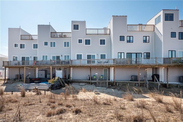 910 E Ocean View Ave Apt 27, Norfolk, VA 23503