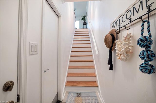 910 E Ocean View Ave Apt 27, Norfolk, VA 23503