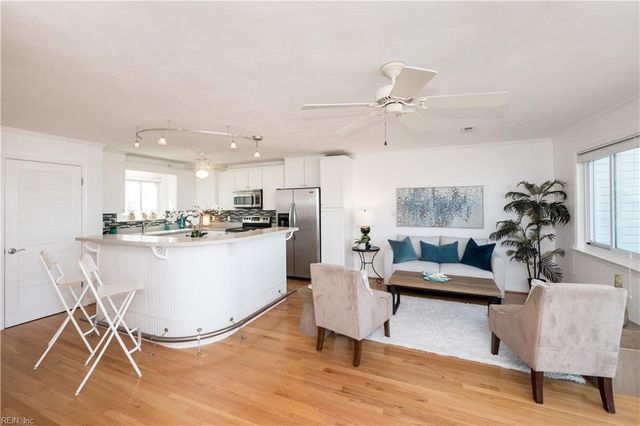 910 E Ocean View Ave Apt 27, Norfolk, VA 23503