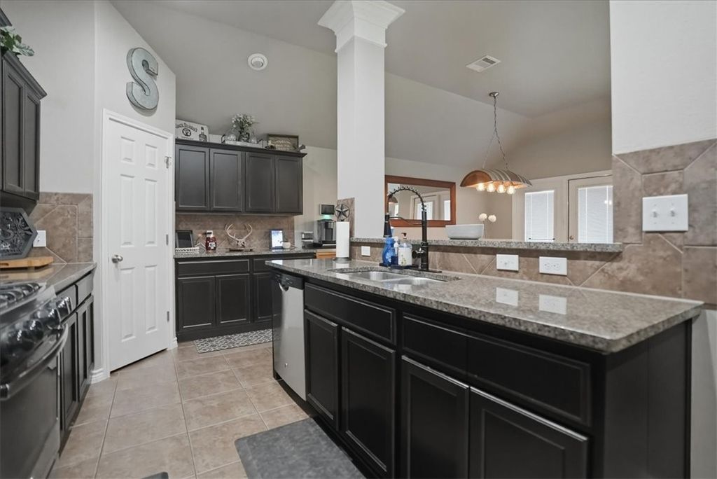7709 Cattlemen Dr, Corpus Christi, TX 78414 — photo 4