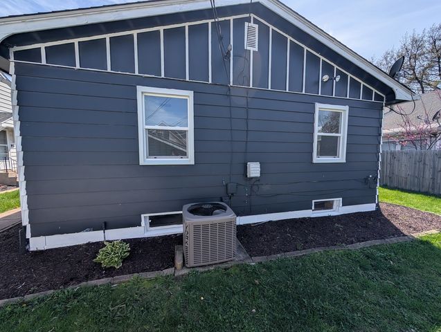 2505 23RD Avenue B Avenue, Moline, IL 61265