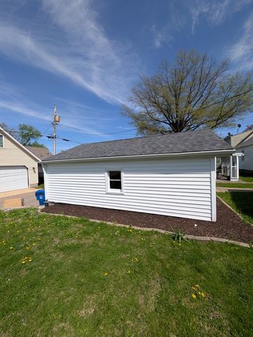 2505 23RD Avenue B Avenue, Moline, IL 61265