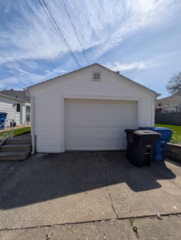 2505 23RD Avenue B Avenue, Moline, IL 61265