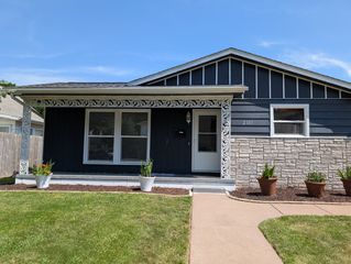 2505 23RD Avenue B Avenue, Moline, IL 61265