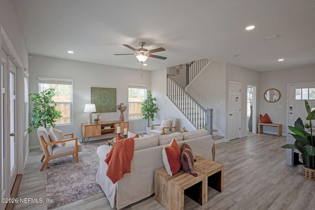 1223 JEWELSTONE Lane, Jacksonville, FL 32221