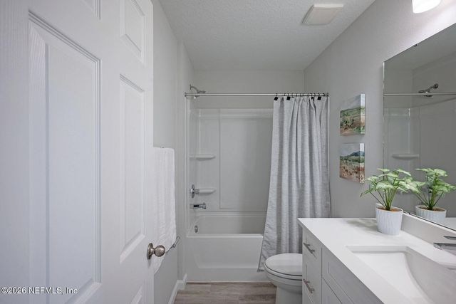 1223 JEWELSTONE Lane, Jacksonville, FL 32221