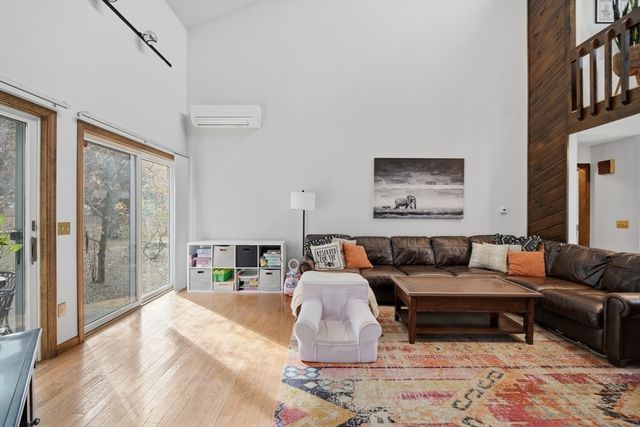 3022 Hillside Dr, Palmer, MA 01069