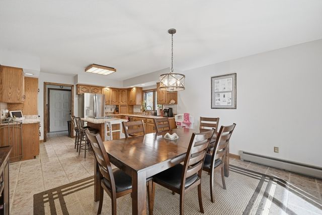 3022 Hillside Dr, Palmer, MA 01069