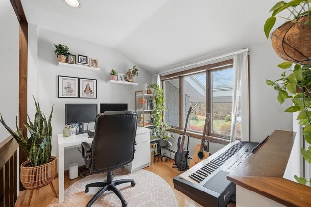 3022 Hillside Dr, Palmer, MA 01069