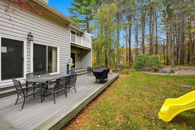 3022 Hillside Dr, Palmer, MA 01069