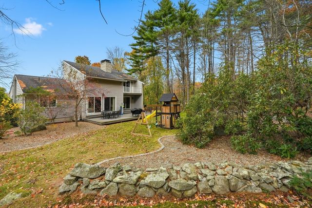 3022 Hillside Dr, Palmer, MA 01069