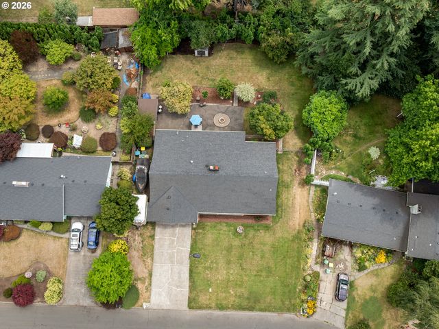 10210 Sw CRESTWOOD Ct, Beaverton, OR 97008