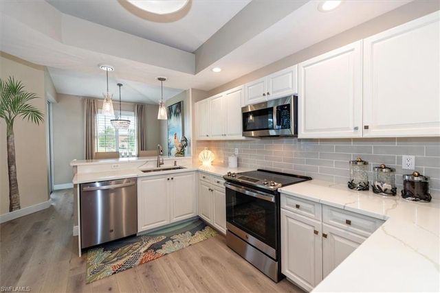 14011 Eagle Ridge Lakes DR # 203, Fort Myers, FL 33912