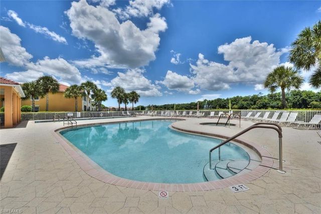 14011 Eagle Ridge Lakes DR # 203, Fort Myers, FL 33912